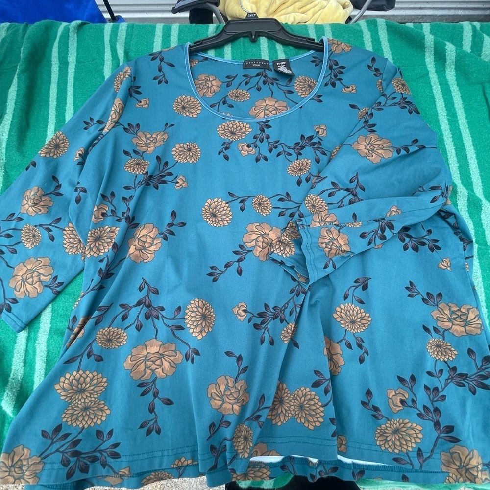 Apostrophe - Floral Teal and Gold Women's Top